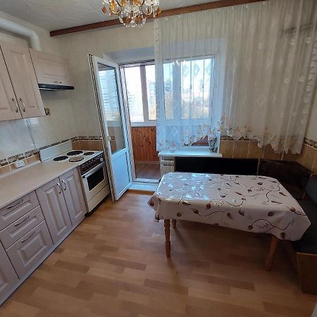 2К Апартаменты Ул.Ревуцкого 19/1 Kiev Exterior foto